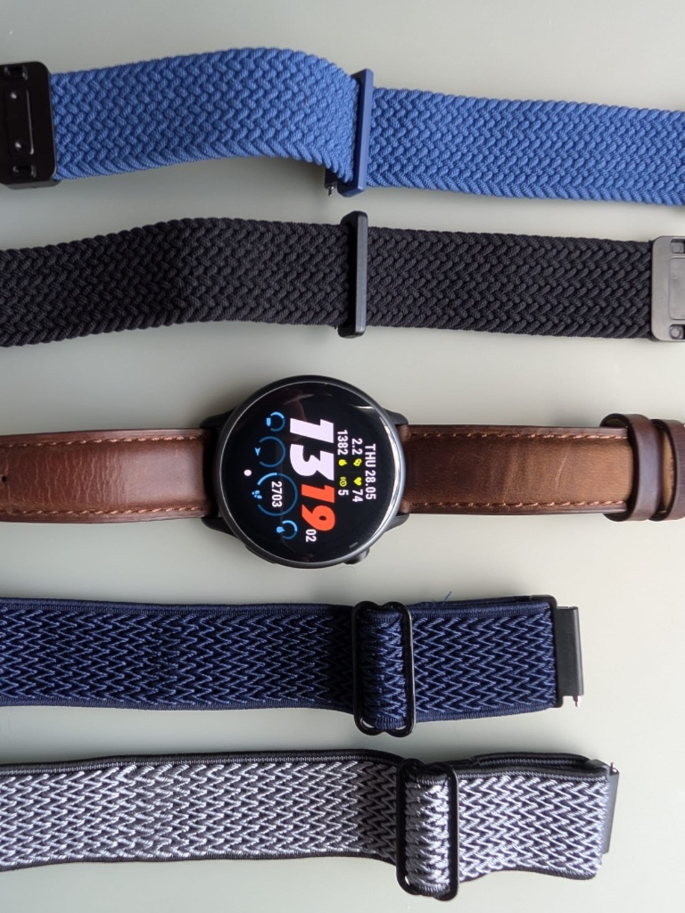 GARMIN Vívoactive 6 Smartwatch - AMOLED Display - Like New - Picture 2 of 6